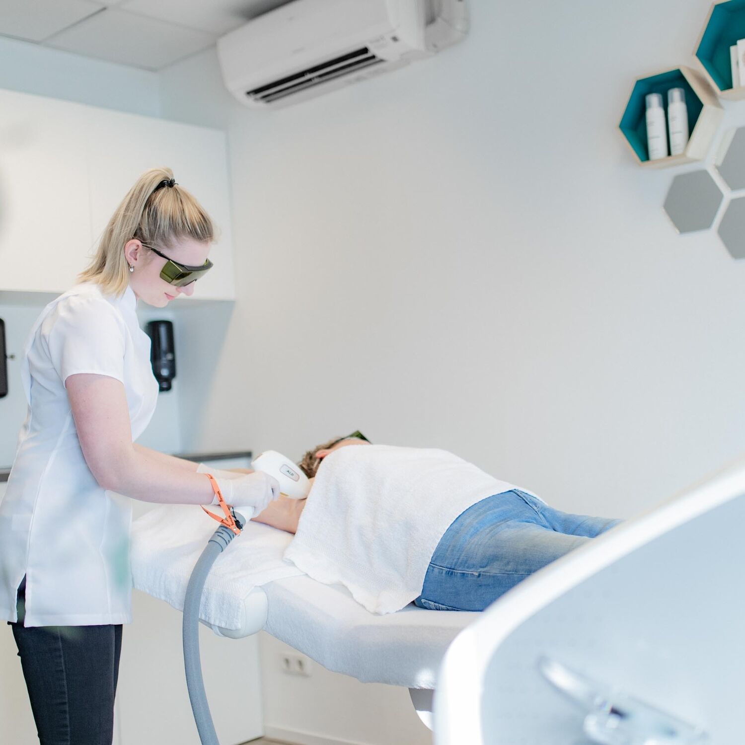Laserontharing Groenlo 01